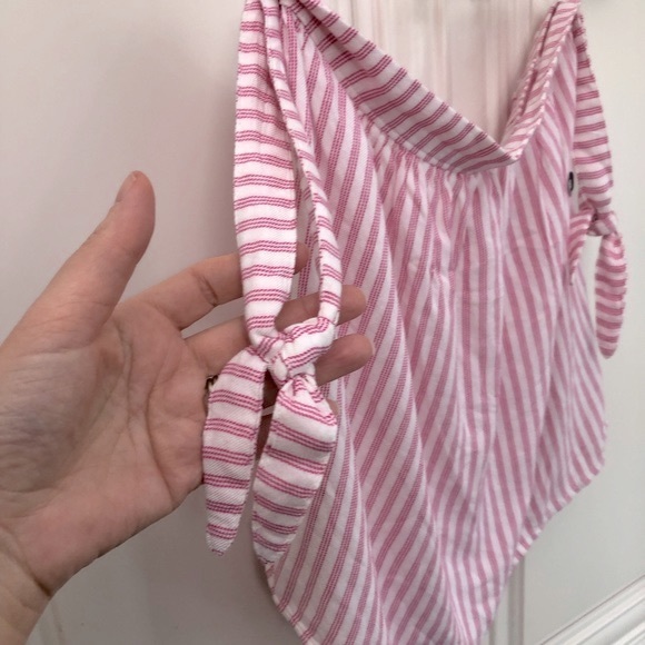 NWT Hollister flowy tank top - Picture 3 of 8